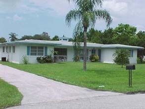 309 Parkdale Dr in Venice, FL - Building Photo