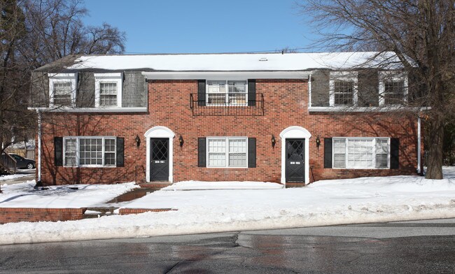 129 E Fisher Ave in Greensboro, NC - Building Photo - Building Photo