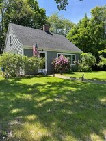 12 Yale St in Concord, NH - Building Photo