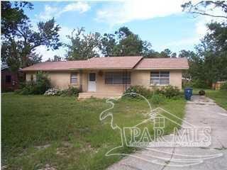 207 Oviedo St in Gulf Breeze, FL - Building Photo