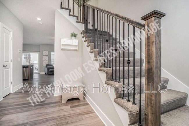 341 N 5th Terrace in Louisburg, KS - Building Photo - Building Photo