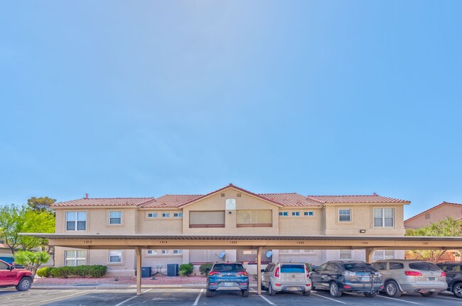 520 Arrowhead Trail in Henderson, NV - Building Photo - Building Photo