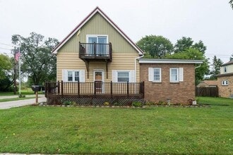 5102 S Nicholson Ave in Cudahy, WI - Building Photo - Building Photo