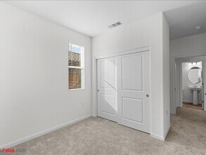 364 Pismo Dr in Lathrop, CA - Building Photo - Building Photo