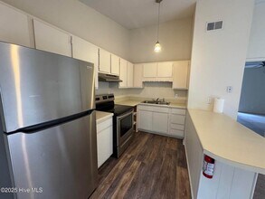 2536 Flint Dr, Unit 2536 Flint in Wilmington, NC - Foto de edificio - Building Photo