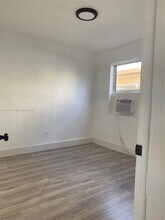 16651 NE 20th Ave-Unit -1 in North Miami Beach, FL - Building Photo - Building Photo