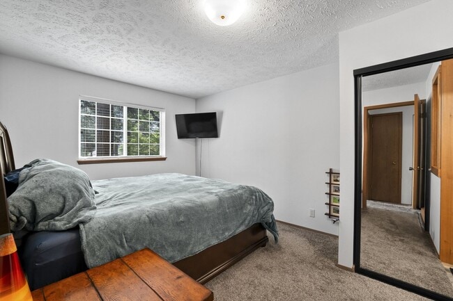 113 S Neyland Ave in Liberty Lake, WA - Foto de edificio - Building Photo