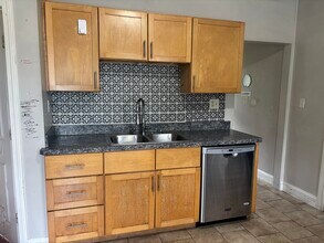 8-10 Stearns St in Worcester, MA - Building Photo - Building Photo