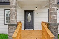 2810 Newhoff St photo'