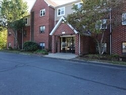 10 Longworth Ave, Unit 10 in Brockton, MA - Building Photo