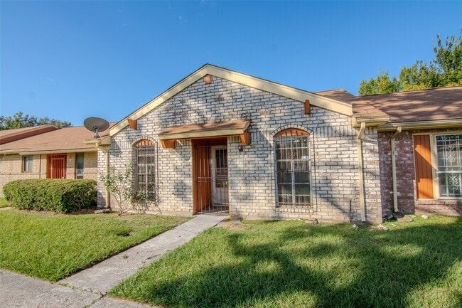 15259 Buckle Ln in Houston, TX - Building Photo - Building Photo
