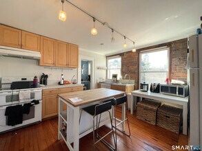 272 St John St in New Haven, CT - Building Photo - Building Photo