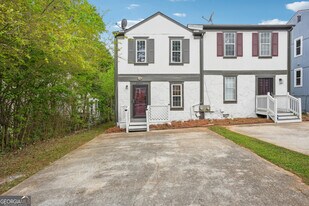 2049 Charter Ln in Lithonia, GA - Building Photo