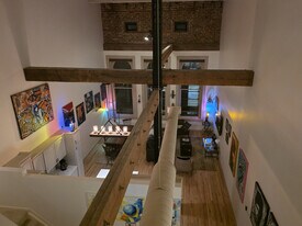 1555 California St in Denver, CO - Building Photo