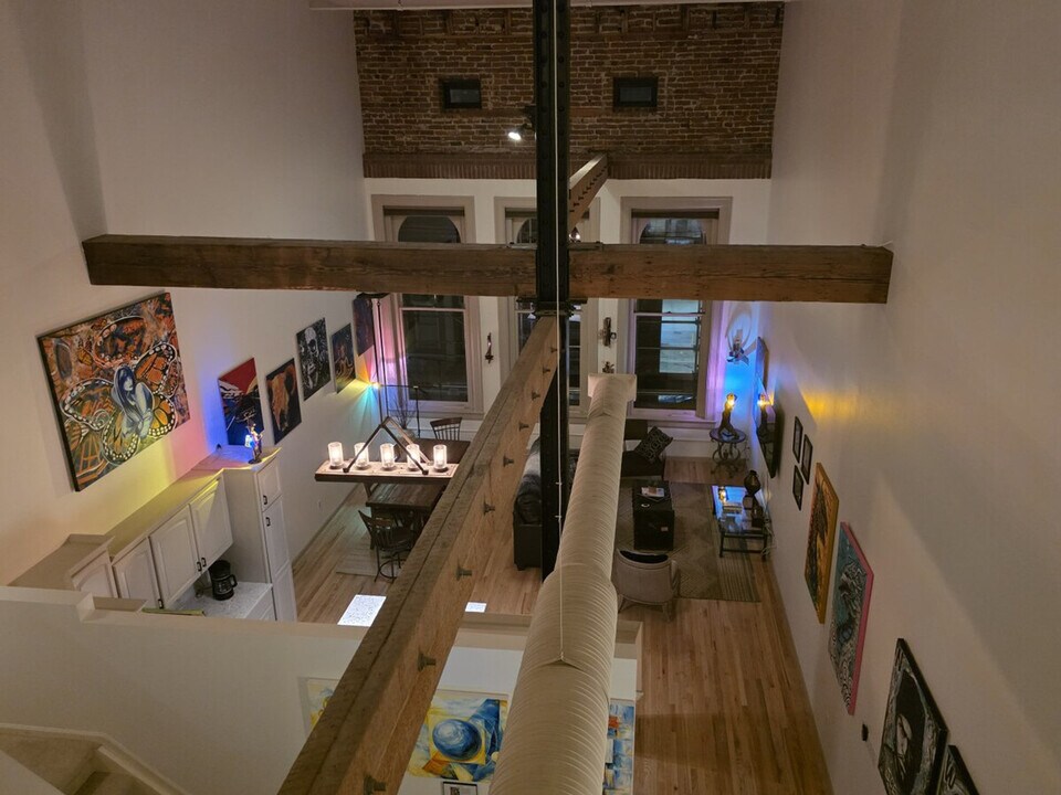 1555 California St in Denver, CO - Building Photo