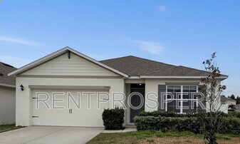 3005 Country Club Cir in Winter Haven, FL - Building Photo