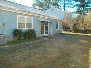 369 Green Meadows Dr in Newport News, VA - Building Photo - Building Photo