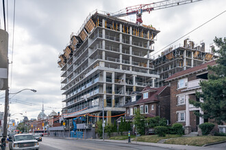 XO Condos in Toronto, ON - Building Photo - Building Photo