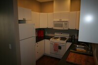819 Hollins St, Unit 3 photo'
