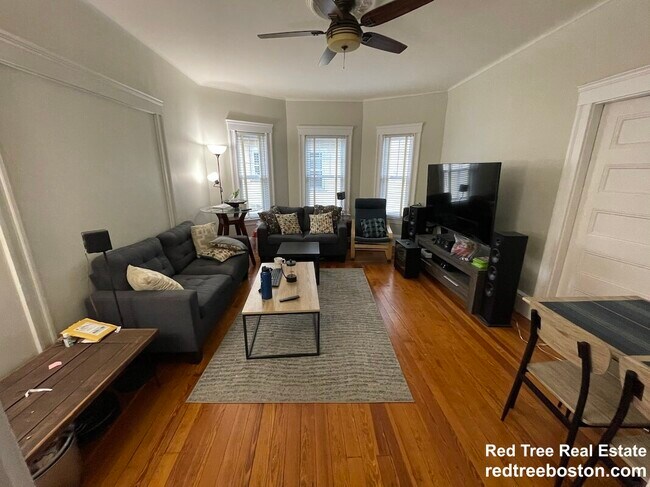 39 Hall Ave, Unit 2