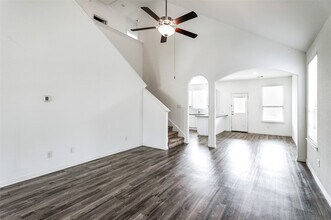 9011 Beacon Mill Dr in Cypress, TX - Building Photo - Building Photo