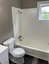 215 N 15th St in Griffin, GA - Building Photo - Building Photo