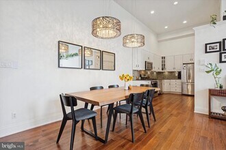 246 Fitzwater St in Philadelphia, PA - Building Photo - Building Photo