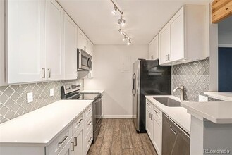 7080 W 20th Ave in Lakewood, CO - Building Photo - Building Photo