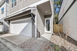 209 Clark Rd in Houston, TX - Building Photo - Building Photo