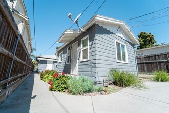 4653-4655 Utah St in San Diego, CA - Building Photo - Building Photo