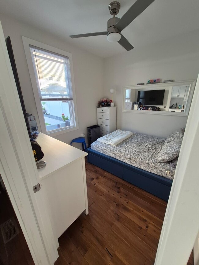 property at 9124 Columbia Ave