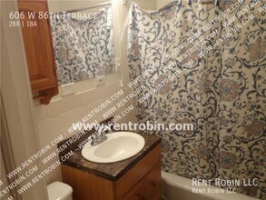 606 W 86th Terrace in Kansas City, MO - Building Photo - Building Photo