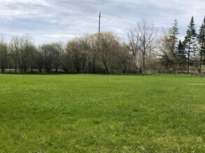 818 Orpington Rd in Peterborough, ON - Building Photo - Building Photo