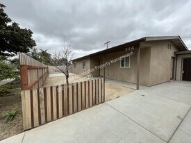 311 Superior St in Santa Maria, CA - Building Photo