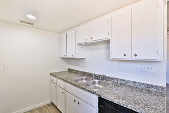 1417 E Southern Ave in Apache Junction, AZ - Building Photo - Building Photo