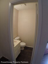 2621 Ektom Dr in Austin, TX - Building Photo - Building Photo