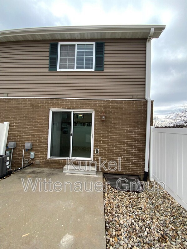 700 Fountain View Dr in Mascoutah, IL - Building Photo - Building Photo