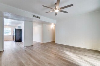 5913 Maple Ln in Rowlett, TX - Building Photo - Building Photo