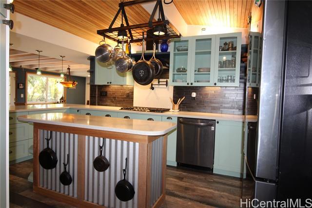 property at 462 Ilimano St
