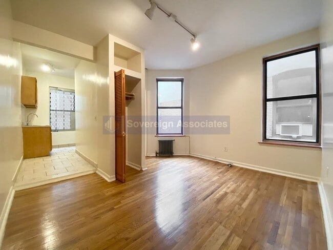3133 Broadway in New York, NY - Building Photo - Building Photo