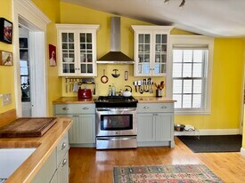 272 Danforth St in Portland, ME - Building Photo