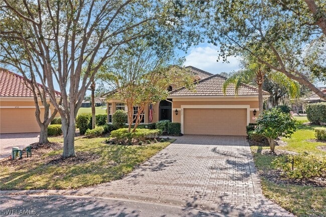 6737 Bent Grass Dr in Naples, FL - Building Photo - Building Photo