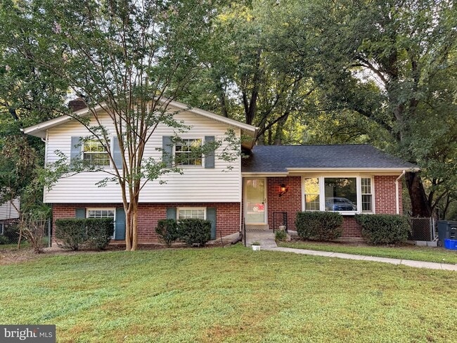 property at 1216 Downs Dr