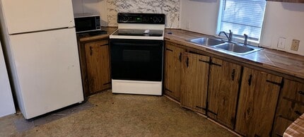 8010 Noroad in Jacksonville, FL - Building Photo - Building Photo