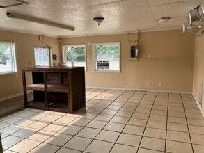 1021 S Georgia Pkwy E in Waycross, GA - Building Photo - Building Photo