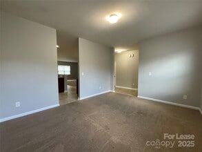 9143 Magnolia Lily Ave in Charlotte, NC - Building Photo - Building Photo