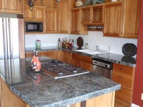 6785 Eagle Wing Cir in Sparks, NV - Building Photo - Building Photo