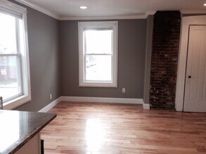282 Brackett Street, Unit 3 in Portland, ME - Building Photo - Building Photo