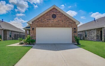 7427 French Quarter Ct in Fulshear, TX - Building Photo - Building Photo