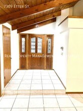 7309 Etter St in Bakersfield, CA - Building Photo - Building Photo